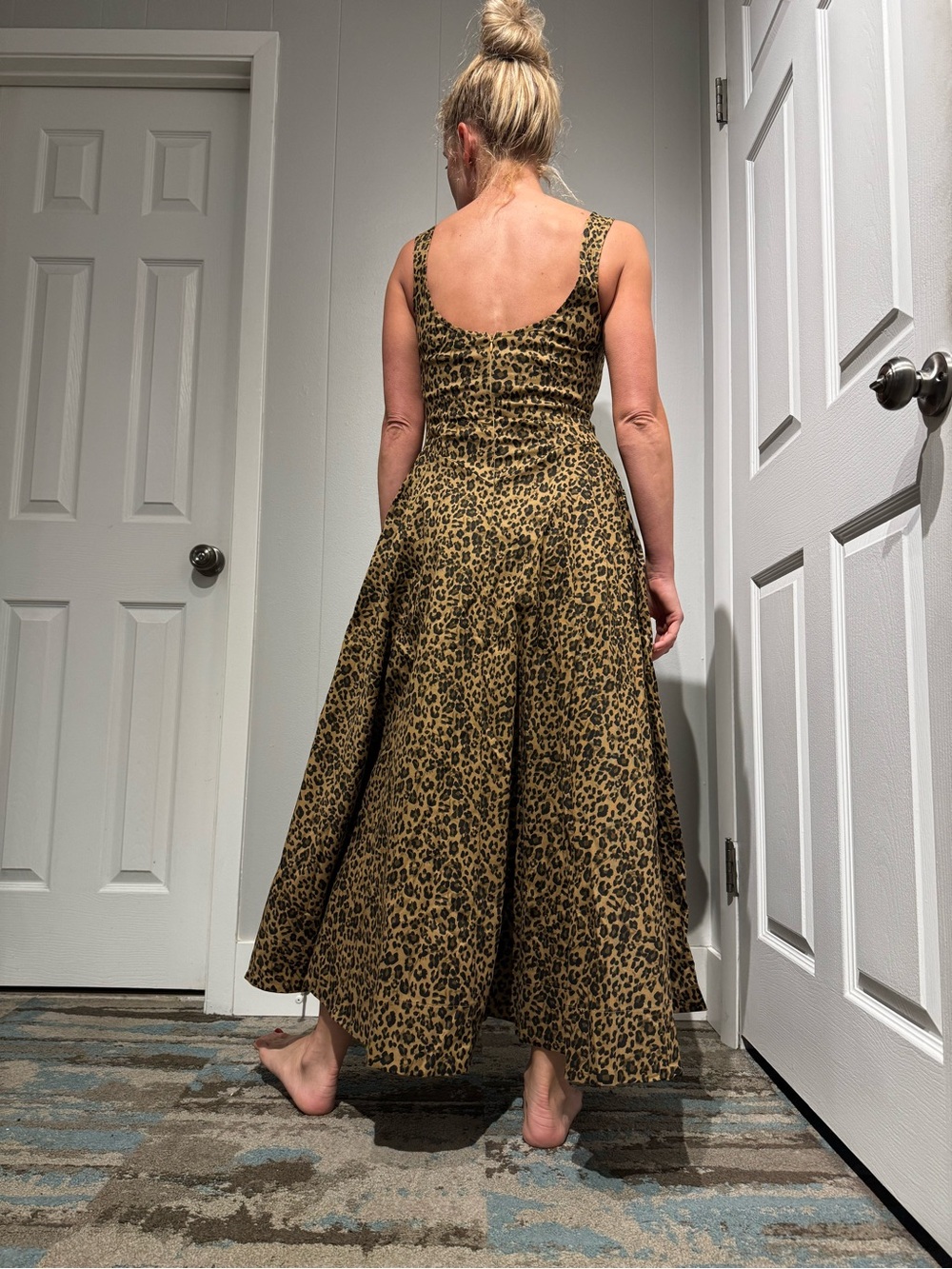 Sleeveless Leopard Print Maxi Dress in Brown